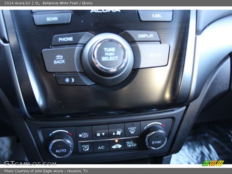 Bellanova White Pearl / Ebony 2014 Acura ILX 2.0L