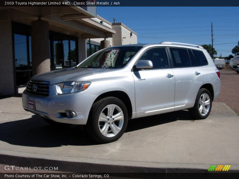 Front 3/4 View of 2009 Highlander Limited 4WD