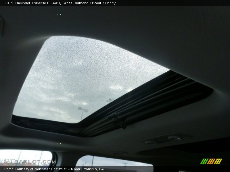 White Diamond Tricoat / Ebony 2015 Chevrolet Traverse LT AWD