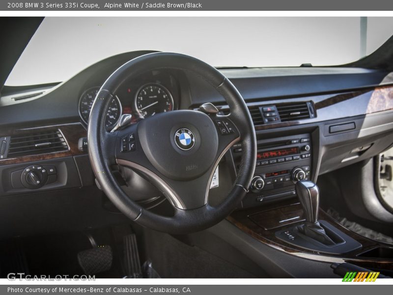 Dashboard of 2008 3 Series 335i Coupe