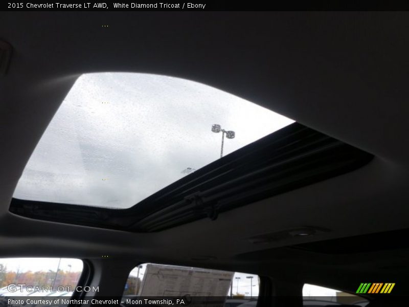 White Diamond Tricoat / Ebony 2015 Chevrolet Traverse LT AWD