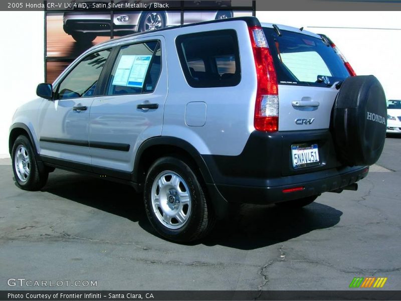 Satin Silver Metallic / Black 2005 Honda CR-V LX 4WD