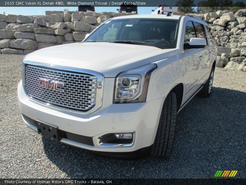 White Diamond Tricoat / Denali Cocoa/Shale 2015 GMC Yukon XL Denali 4WD