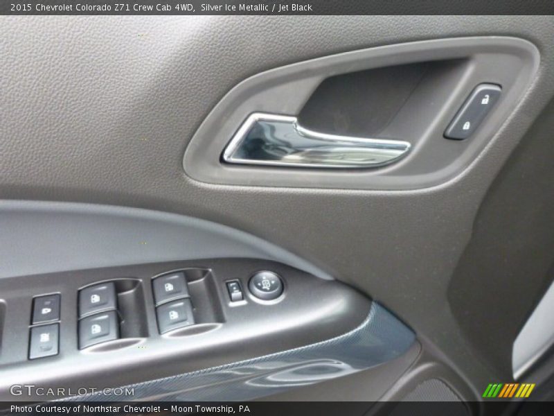 Controls of 2015 Colorado Z71 Crew Cab 4WD