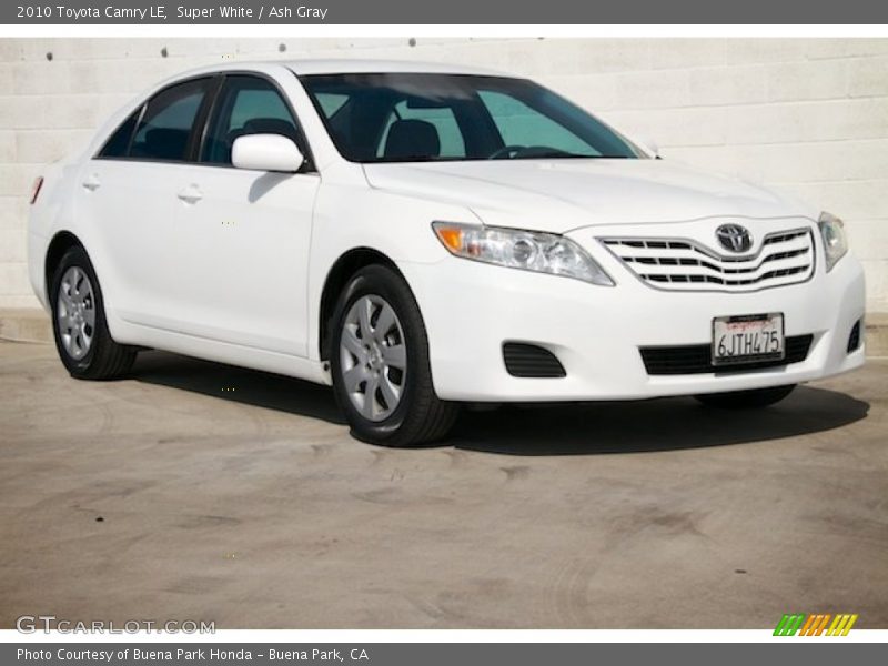 Super White / Ash Gray 2010 Toyota Camry LE