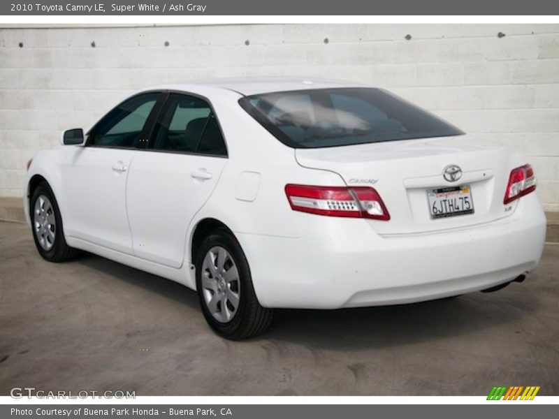 Super White / Ash Gray 2010 Toyota Camry LE