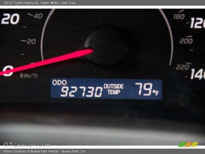 Super White / Ash Gray 2010 Toyota Camry LE