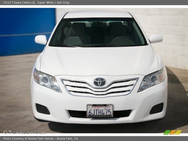 Super White / Ash Gray 2010 Toyota Camry LE