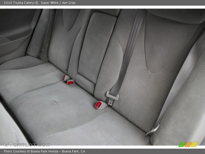 Super White / Ash Gray 2010 Toyota Camry LE