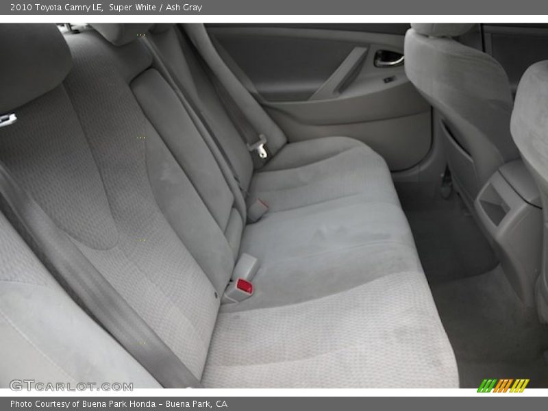 Super White / Ash Gray 2010 Toyota Camry LE