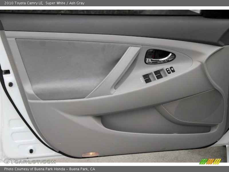 Super White / Ash Gray 2010 Toyota Camry LE