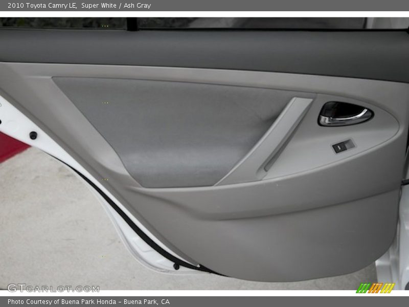Super White / Ash Gray 2010 Toyota Camry LE