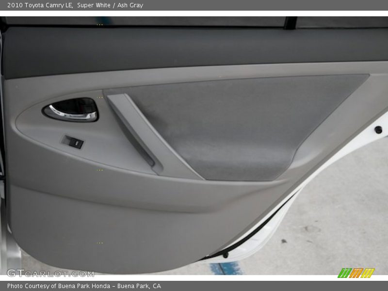 Super White / Ash Gray 2010 Toyota Camry LE
