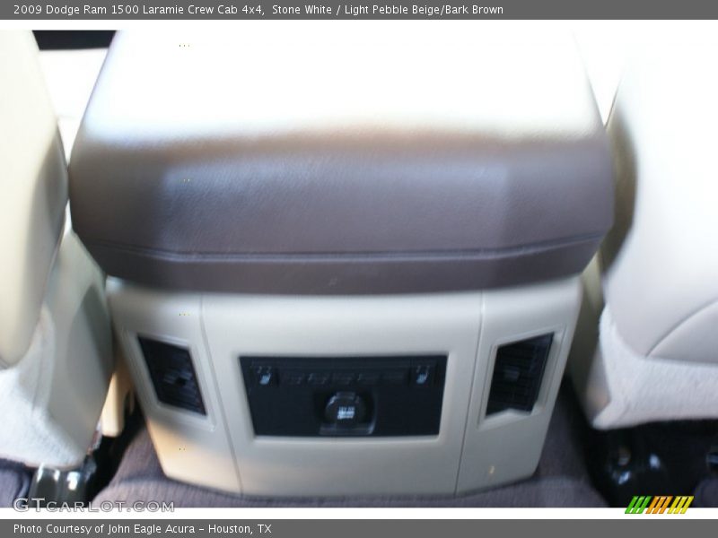 Stone White / Light Pebble Beige/Bark Brown 2009 Dodge Ram 1500 Laramie Crew Cab 4x4