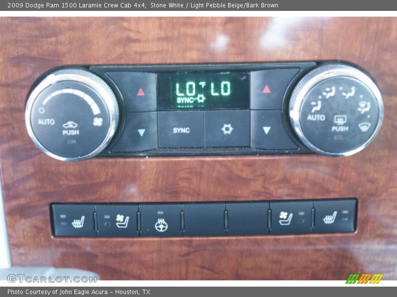 Stone White / Light Pebble Beige/Bark Brown 2009 Dodge Ram 1500 Laramie Crew Cab 4x4