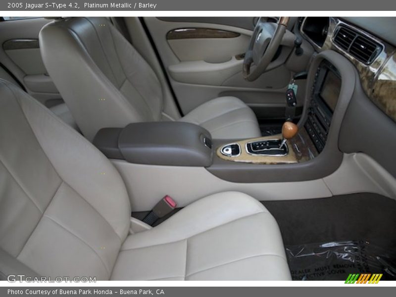 Platinum Metallic / Barley 2005 Jaguar S-Type 4.2