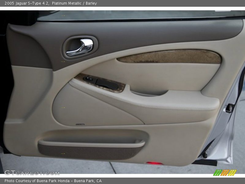 Platinum Metallic / Barley 2005 Jaguar S-Type 4.2