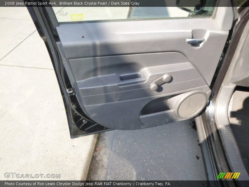 Brilliant Black Crystal Pearl / Dark Slate Gray 2008 Jeep Patriot Sport 4x4