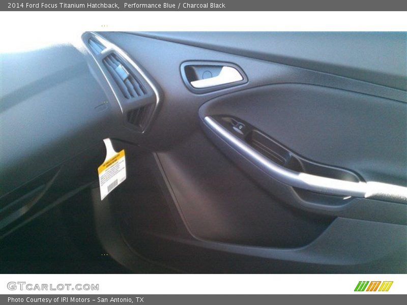Performance Blue / Charcoal Black 2014 Ford Focus Titanium Hatchback