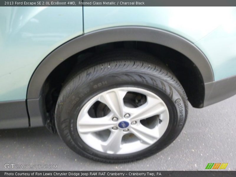 Frosted Glass Metallic / Charcoal Black 2013 Ford Escape SE 2.0L EcoBoost 4WD