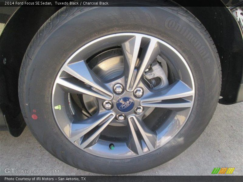 Tuxedo Black / Charcoal Black 2014 Ford Focus SE Sedan