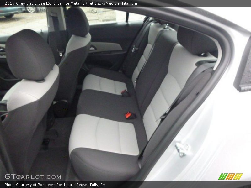 Silver Ice Metallic / Jet Black/Medium Titanium 2015 Chevrolet Cruze LS
