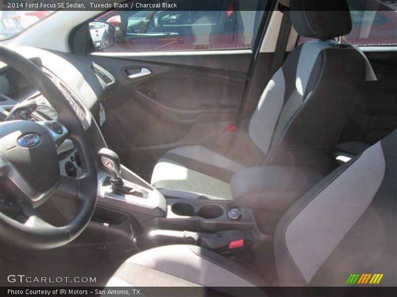 Tuxedo Black / Charcoal Black 2014 Ford Focus SE Sedan