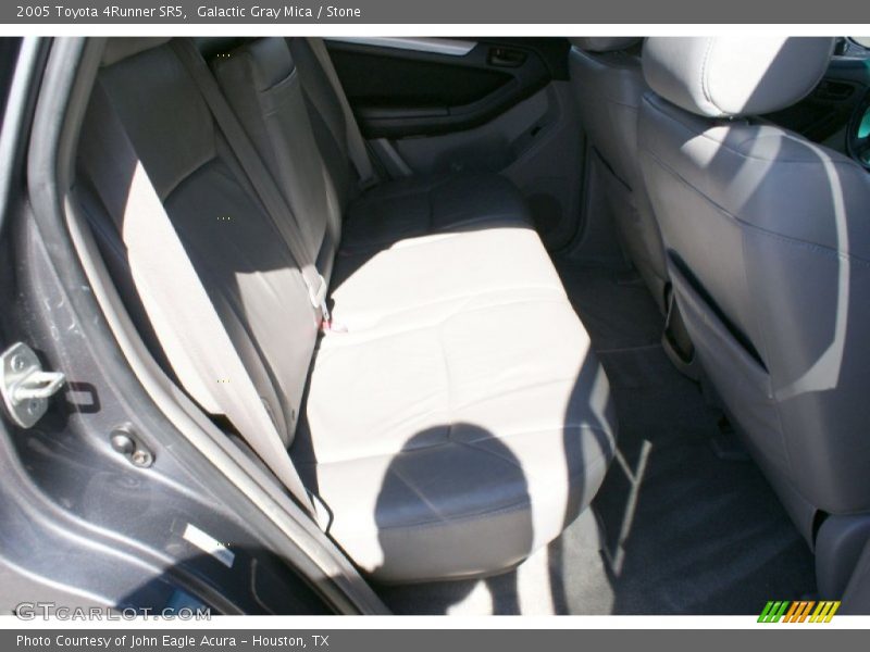 Galactic Gray Mica / Stone 2005 Toyota 4Runner SR5