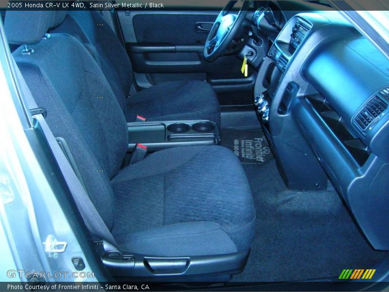 Satin Silver Metallic / Black 2005 Honda CR-V LX 4WD