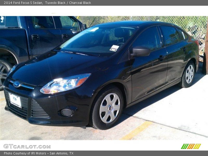Tuxedo Black / Charcoal Black 2014 Ford Focus S Sedan