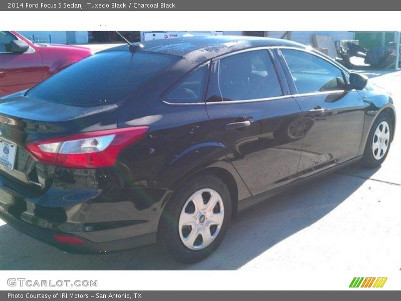Tuxedo Black / Charcoal Black 2014 Ford Focus S Sedan