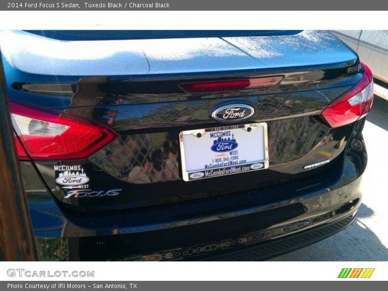 Tuxedo Black / Charcoal Black 2014 Ford Focus S Sedan
