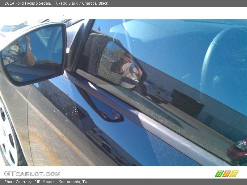 Tuxedo Black / Charcoal Black 2014 Ford Focus S Sedan
