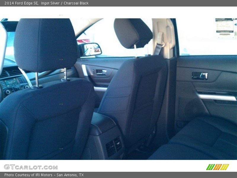 Ingot Silver / Charcoal Black 2014 Ford Edge SE