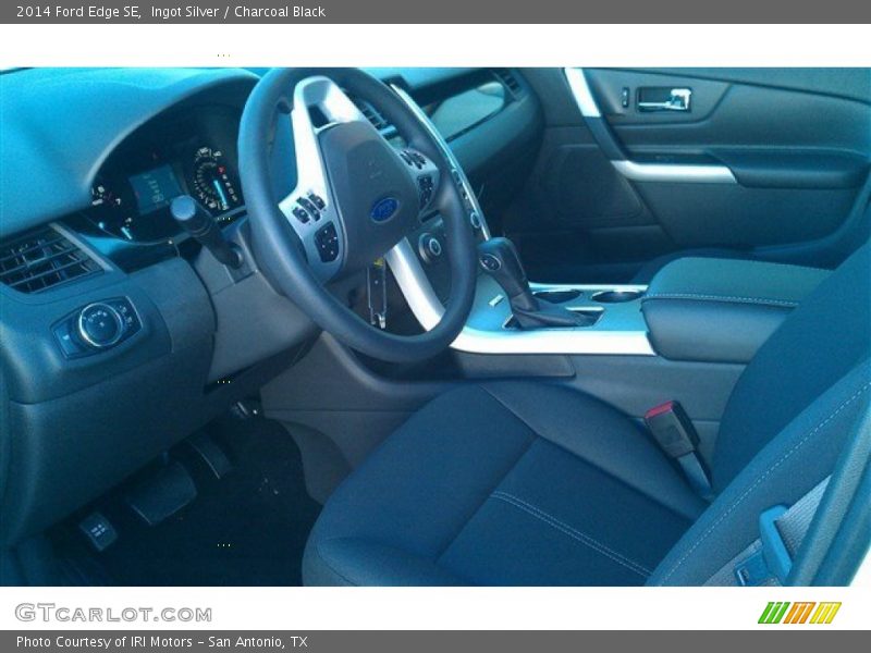 Ingot Silver / Charcoal Black 2014 Ford Edge SE