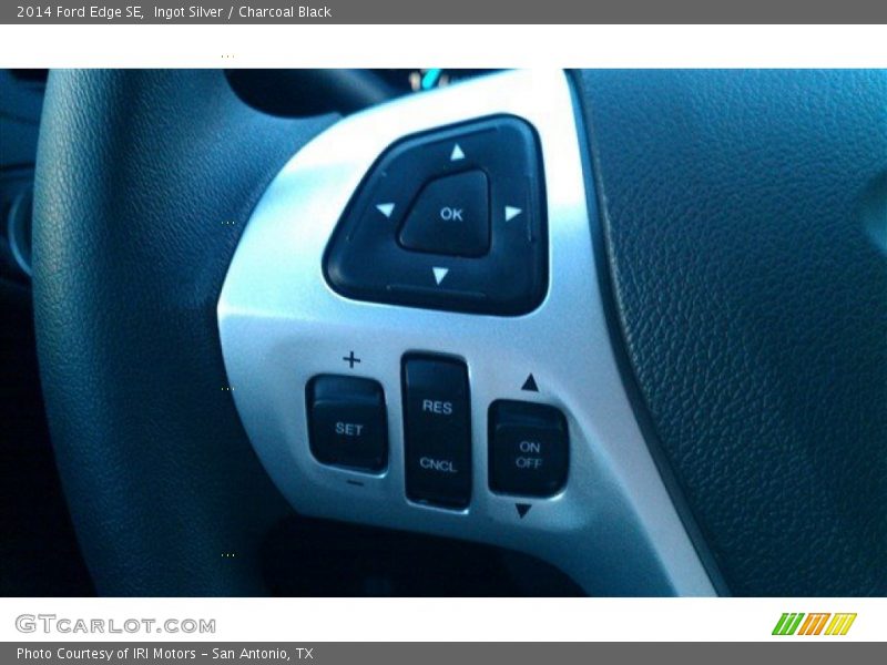 Ingot Silver / Charcoal Black 2014 Ford Edge SE