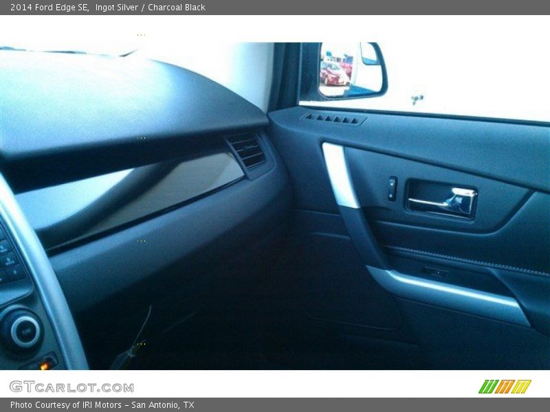 Ingot Silver / Charcoal Black 2014 Ford Edge SE