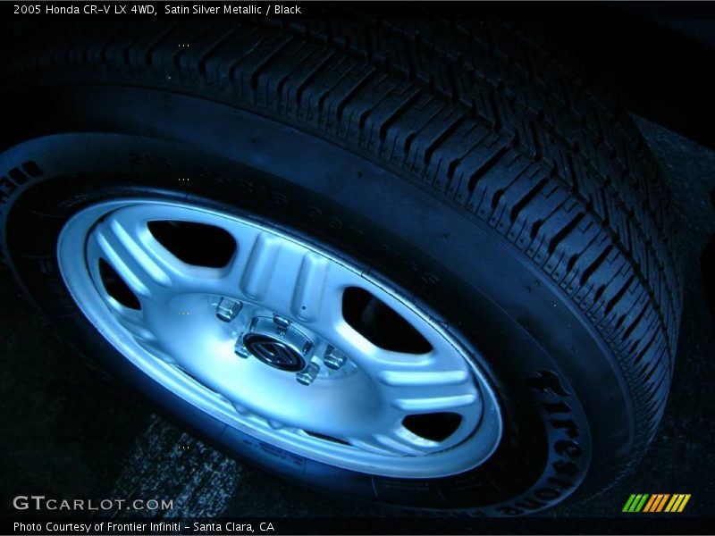 Satin Silver Metallic / Black 2005 Honda CR-V LX 4WD