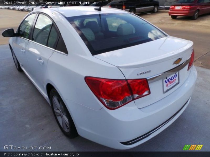 Summit White / Cocoa/Light Neutral 2014 Chevrolet Cruze LT