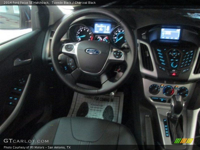 Tuxedo Black / Charcoal Black 2014 Ford Focus SE Hatchback
