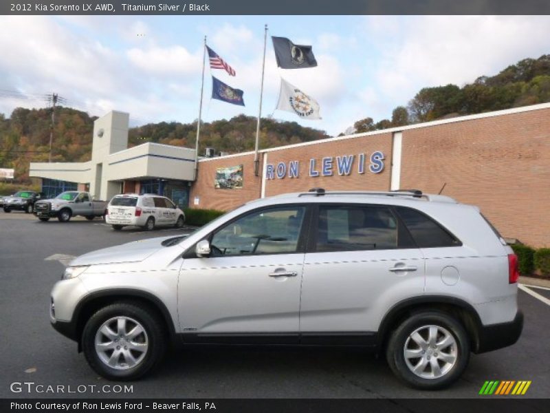 Titanium Silver / Black 2012 Kia Sorento LX AWD