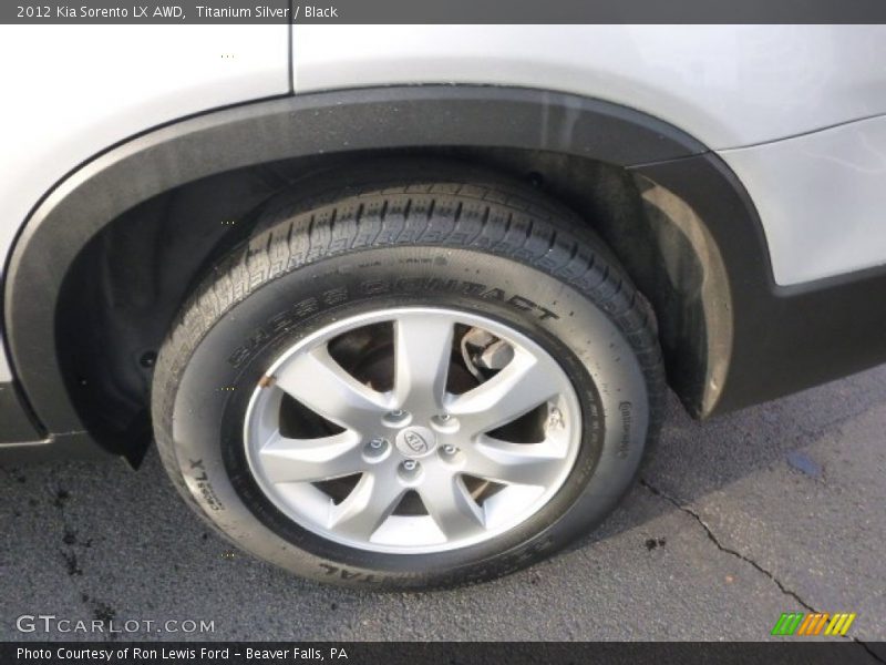 Titanium Silver / Black 2012 Kia Sorento LX AWD