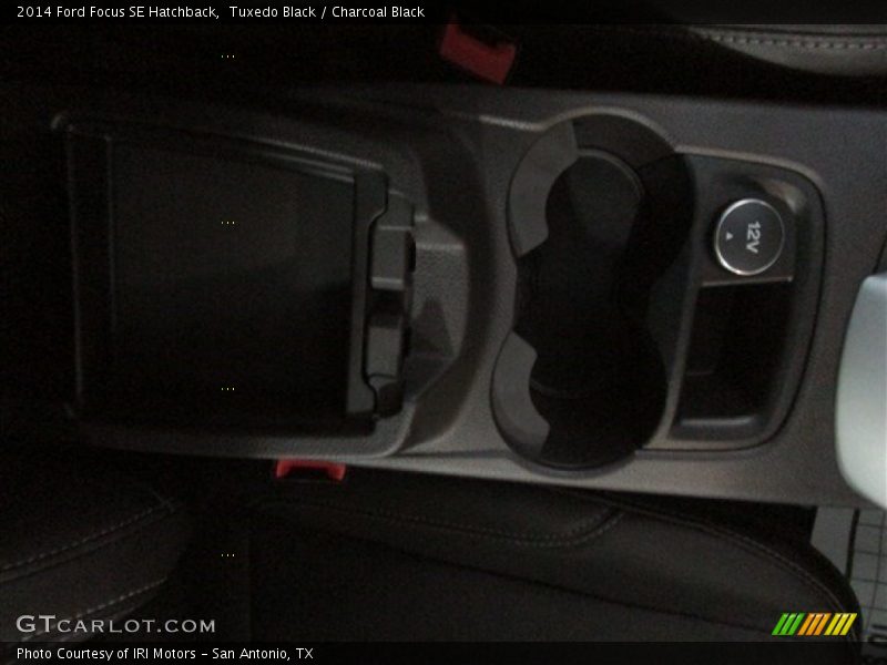 Tuxedo Black / Charcoal Black 2014 Ford Focus SE Hatchback