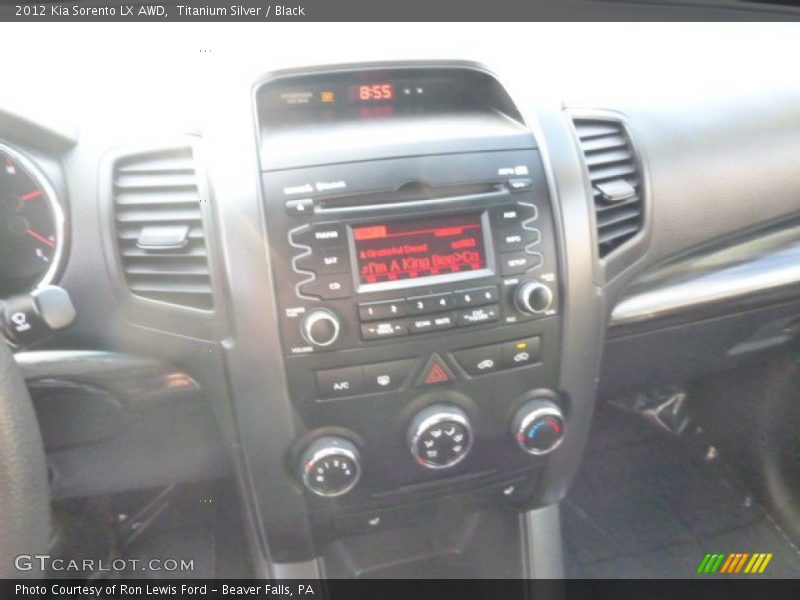 Titanium Silver / Black 2012 Kia Sorento LX AWD