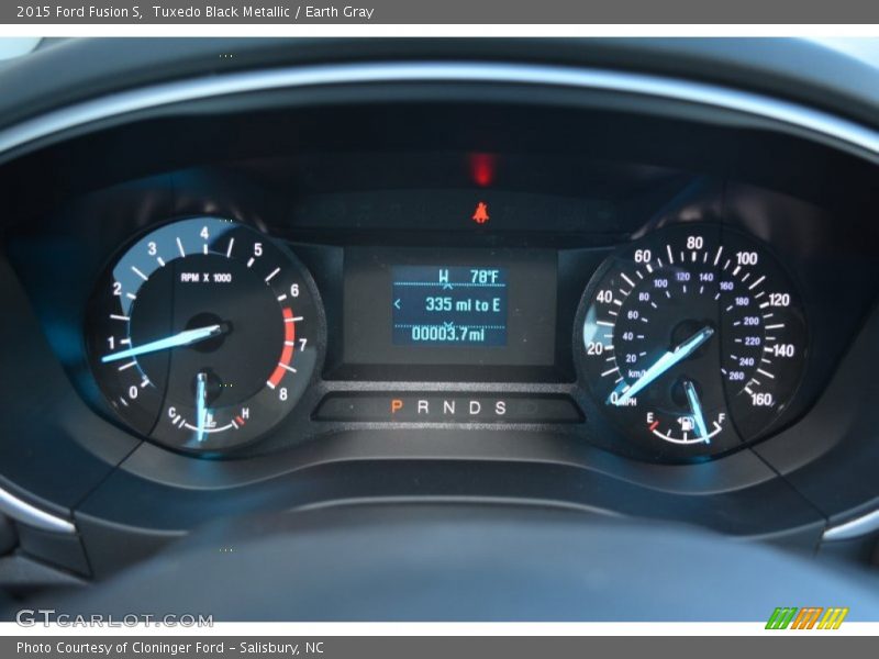 Tuxedo Black Metallic / Earth Gray 2015 Ford Fusion S