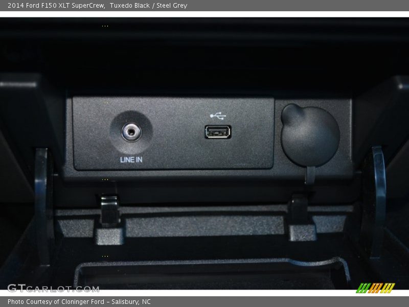 Tuxedo Black / Steel Grey 2014 Ford F150 XLT SuperCrew