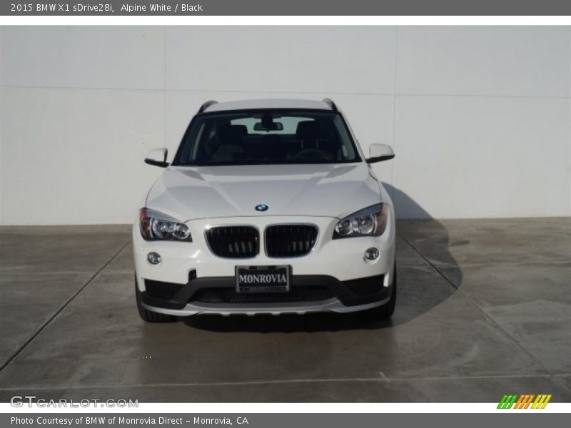 Alpine White / Black 2015 BMW X1 sDrive28i