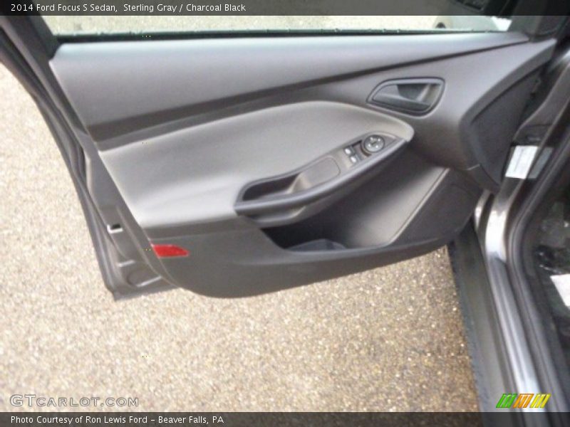 Sterling Gray / Charcoal Black 2014 Ford Focus S Sedan