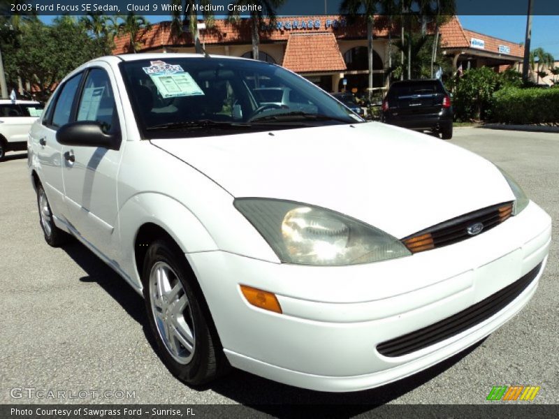 Cloud 9 White / Medium Graphite 2003 Ford Focus SE Sedan
