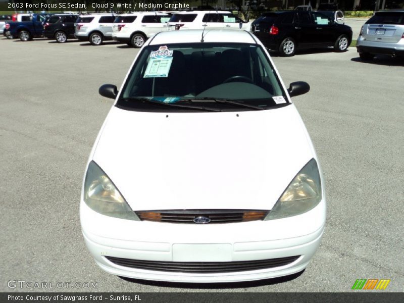 Cloud 9 White / Medium Graphite 2003 Ford Focus SE Sedan